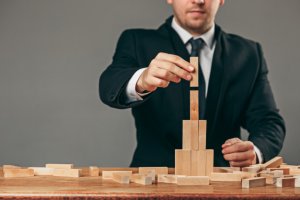 EMPREENDEDOR: 3 DICAS DE COMO ESTRUTURAR UM BOM NEGÓCIO E LUCRAR COM ELE